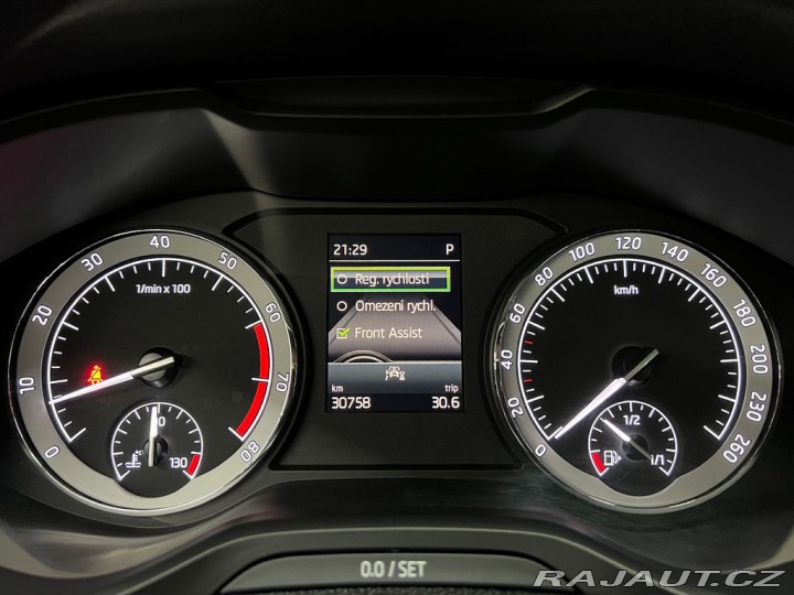 Škoda Karoq 1.5 TSI DSG STYLE, NAVIGA 2022