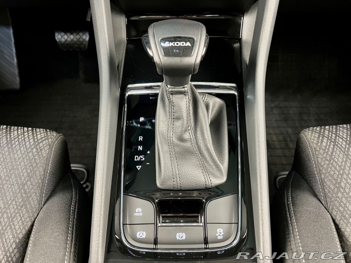 Škoda Karoq 1.5 TSI DSG STYLE, NAVIGA 2022