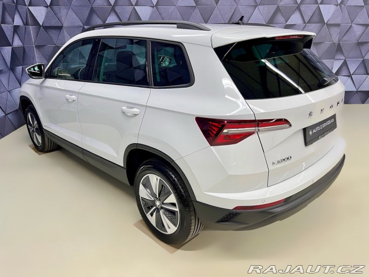 Škoda Karoq 1.5TSI DSG STYLE, NAVIGAC 2022