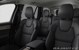 Volvo XC90 2,0 T8 Plus Dark 2025