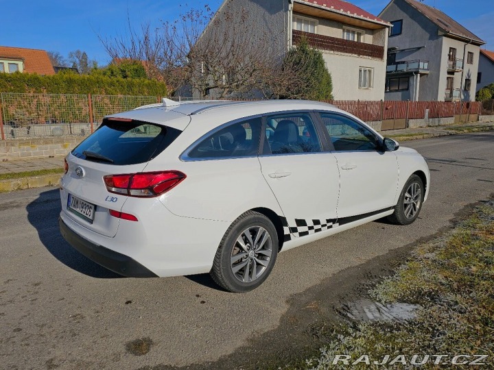 Hyundai i30 1,6 Style combi, perfek 2019