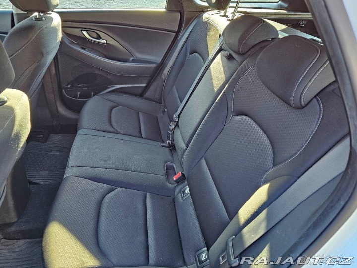 Hyundai i30 1,6 Style combi, perfek 2019