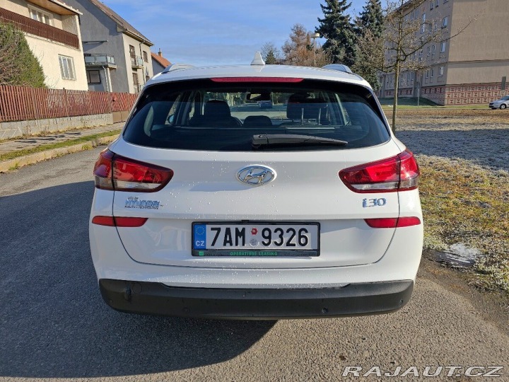 Hyundai i30 1,6 Style combi, perfek 2019