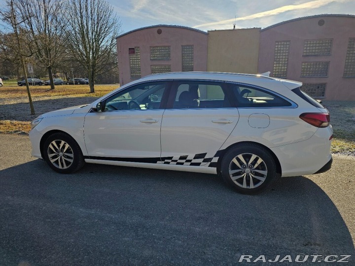 Hyundai i30 1,6 Style combi, perfek 2019