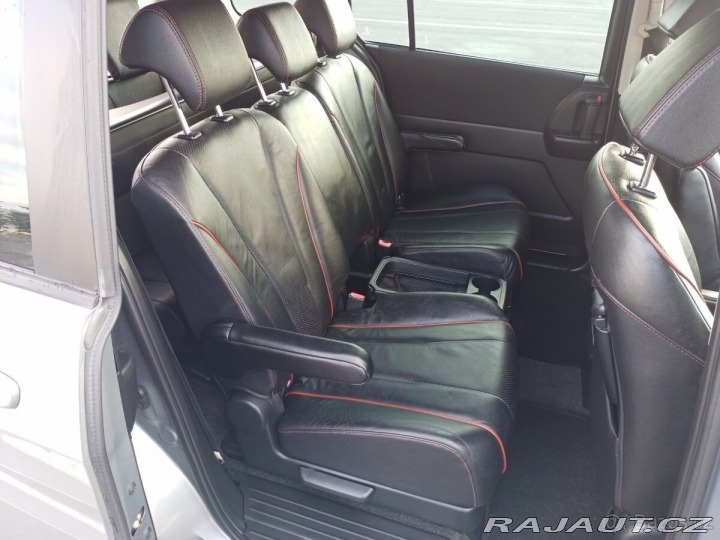 Mazda 5 2,0 DISI 7MÍST TEMPOM 2011