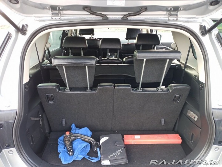 Mazda 5 2,0 DISI 7MÍST TEMPOM 2011