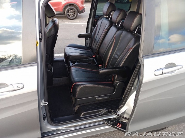 Mazda 5 2,0 DISI 7MÍST TEMPOM 2011