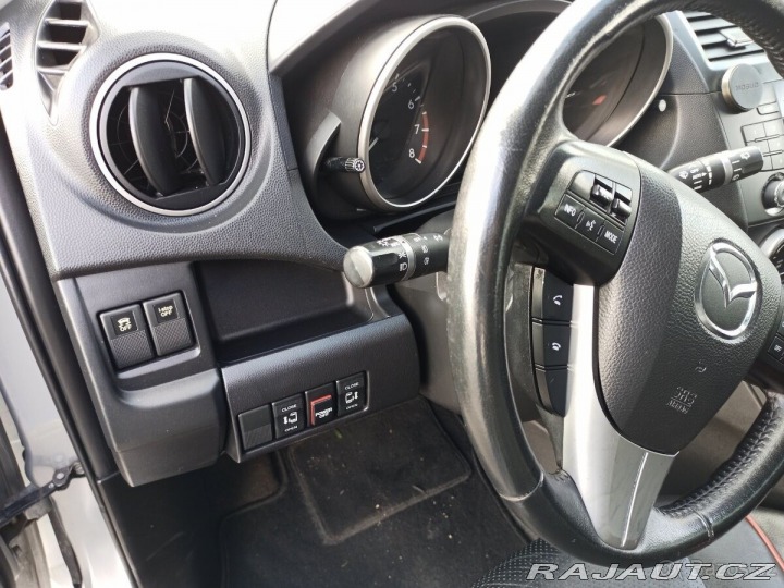 Mazda 5 2,0 DISI 7MÍST TEMPOM 2011