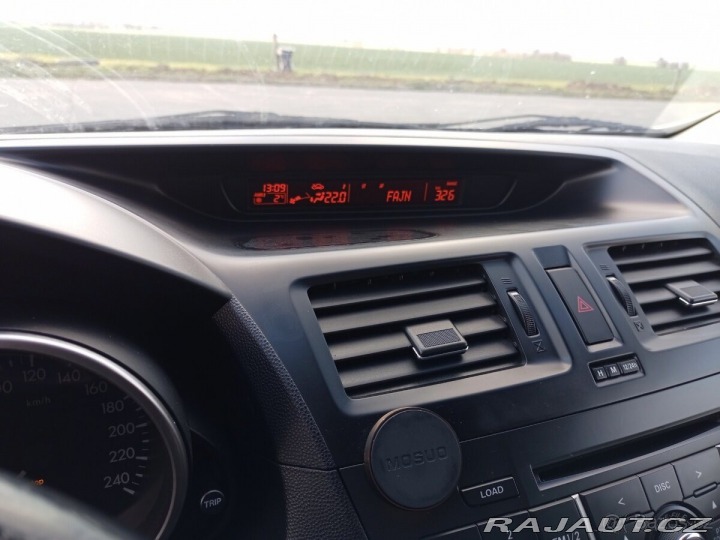 Mazda 5 2,0 DISI 7MÍST TEMPOM 2011