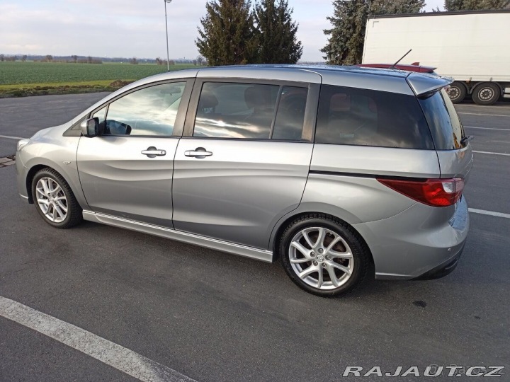 Mazda 5 2,0 DISI 7MÍST TEMPOM 2011