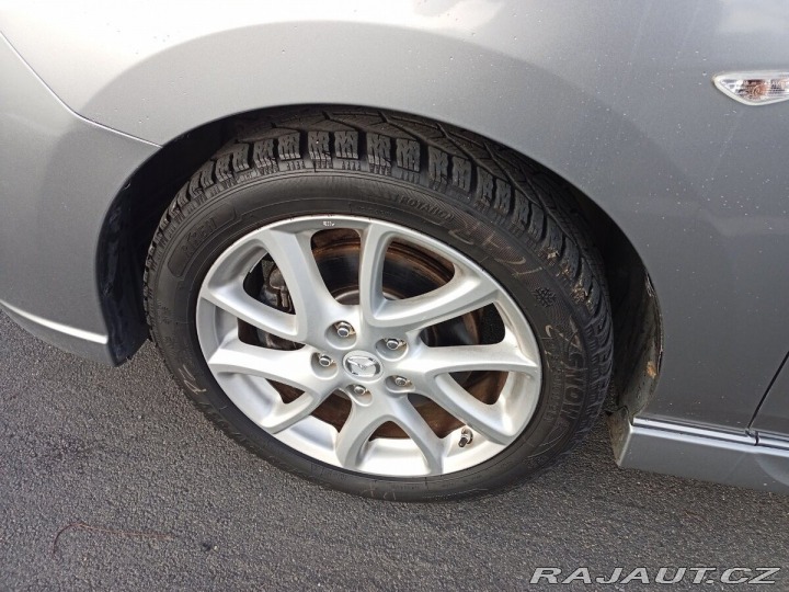 Mazda 5 2,0 DISI 7MÍST TEMPOM 2011