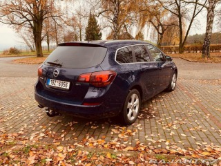 Opel Astra 2,0   J SPORTS TOURER 2011