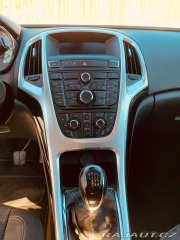 Opel Astra 2,0   J SPORTS TOURER 2011