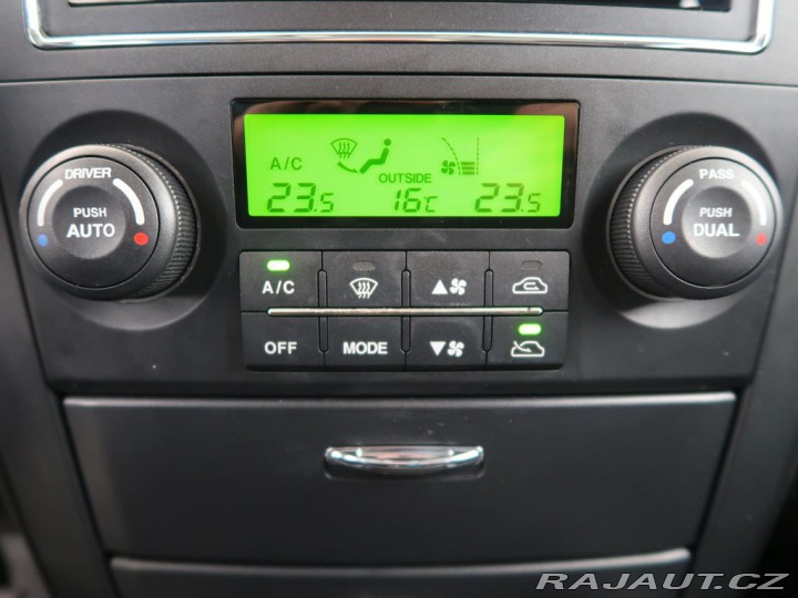 Kia Sorento 2.5CRDi,125kW,Manuál,4x4 2007