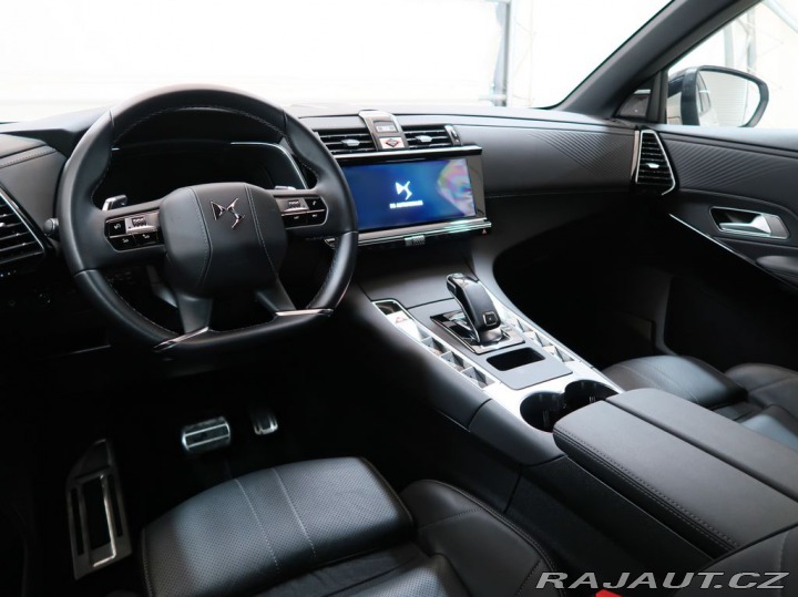 Ostatní značky Ostatní modely DS Automobiles DS7 Crossback 1.5BlueHDi,CZ,1Maj,ETOILE 1800