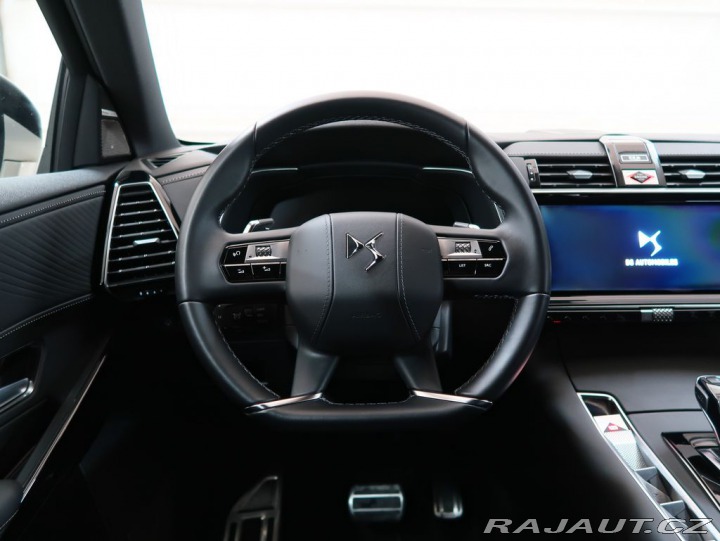 Ostatní značky Ostatní modely DS Automobiles DS7 Crossback 1.5BlueHDi,CZ,1Maj,ETOILE 1800