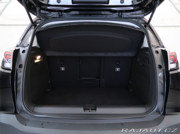 Opel Crossland 1.2TURBO,81kW.ELEGANCE,MA 2024