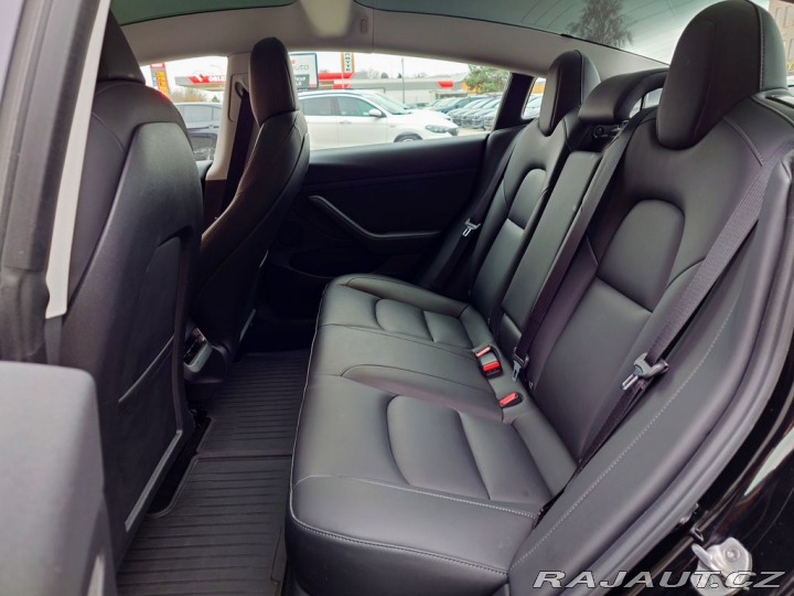 Tesla Model 3 Standard Range Plus 239 k 2021