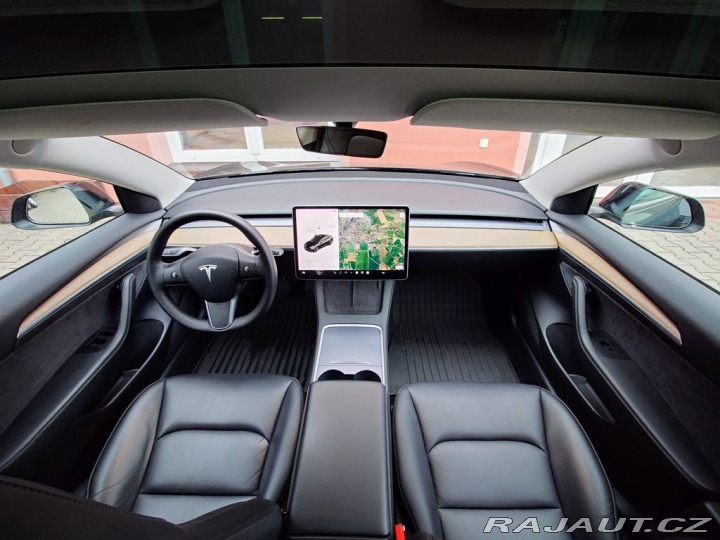 Tesla Model 3 Standard Range Plus 239 k 2021