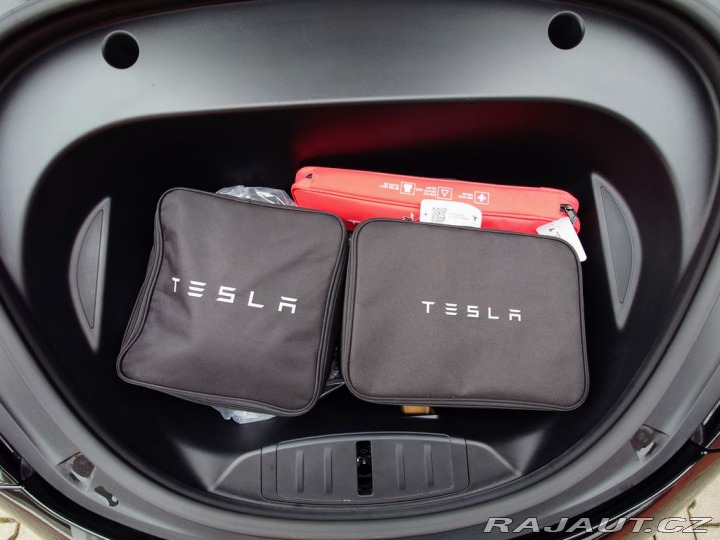 Tesla Model 3 Dual Motor Long Range 366 2023