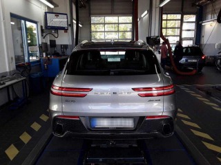 Ostatní značky Ostatní modely Genesis GV70 2.5T AWD AT8 Luxury Line 2022