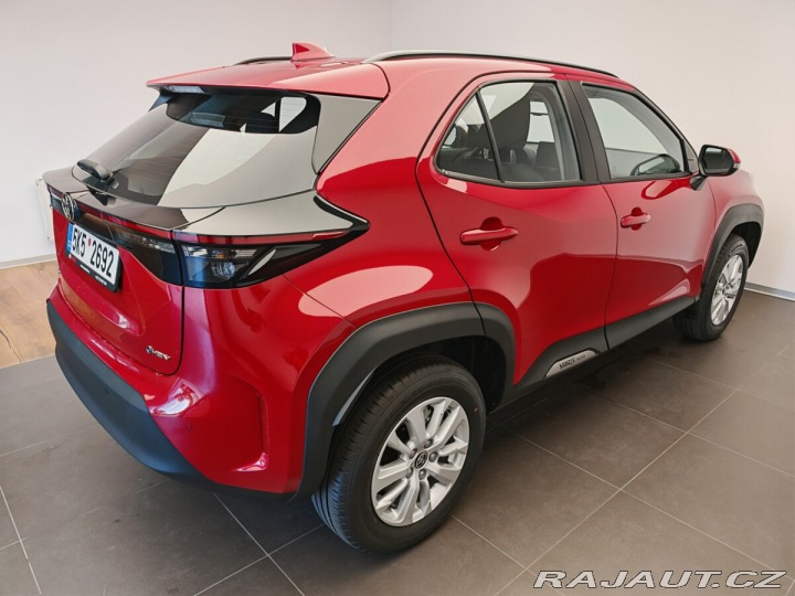 Toyota Yaris 1.5 Hybrid eCVT Comfort 4 2025