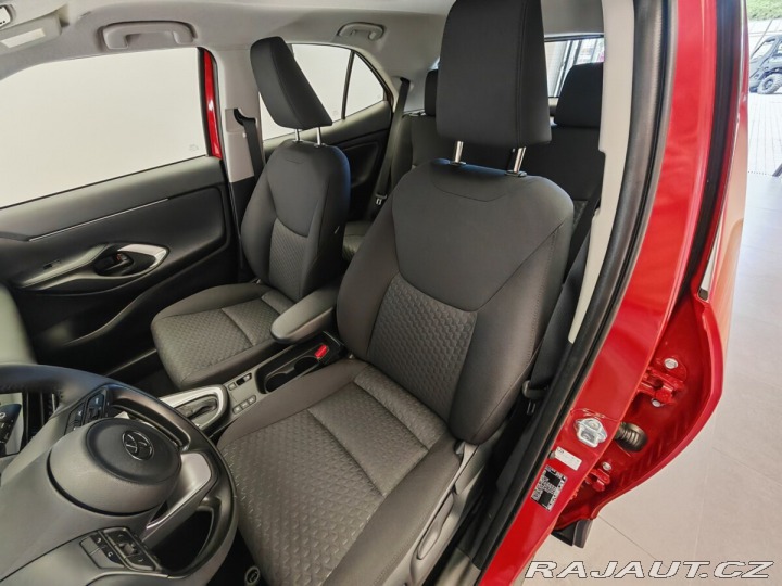 Toyota Yaris Cross 1.5 Hybrid eCVT Comfort 4 2025