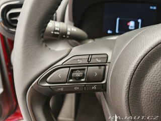 Toyota Yaris 1.5 Hybrid eCVT Comfort 4 2025