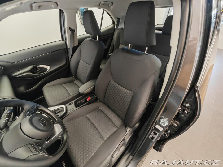 Toyota Yaris Cross 1.5 Hybrid eCVT Comfort 4 2025