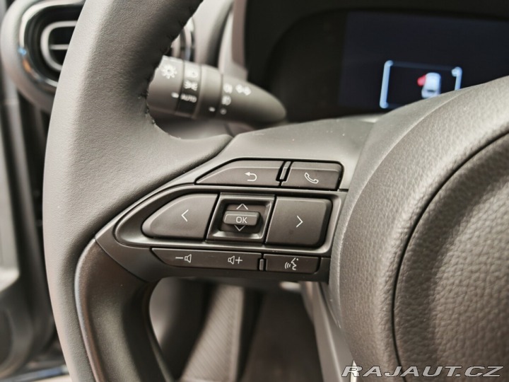 Toyota Yaris Cross 1.5 Hybrid eCVT Comfort 4 2025