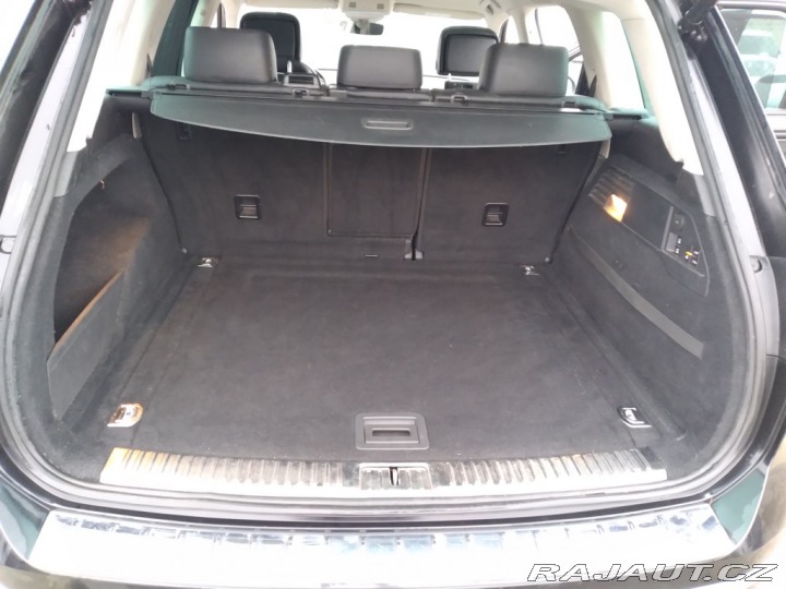 Volkswagen Touareg R-LINE 3.0 TDI V6 BMT DPH 2017