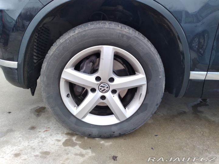 Volkswagen Touareg R-LINE 3.0 TDI V6 BMT DPH 2017