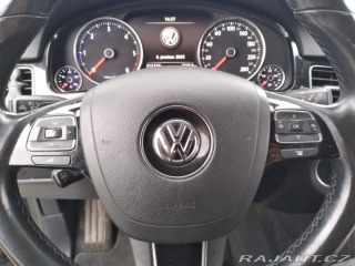 Volkswagen Touareg R-LINE 3.0 TDI V6 BMT DPH 2017