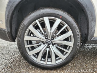 Nissan X-Trail Tekna 4x4 + Bose+kůže+20& 2025