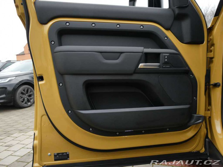 Land Rover Defender 110 3,0 TROPHY EDITION D3 2025