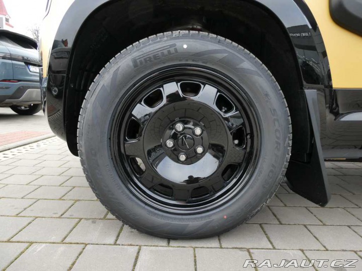 Land Rover Defender 110 3,0 TROPHY EDITION D3 2026