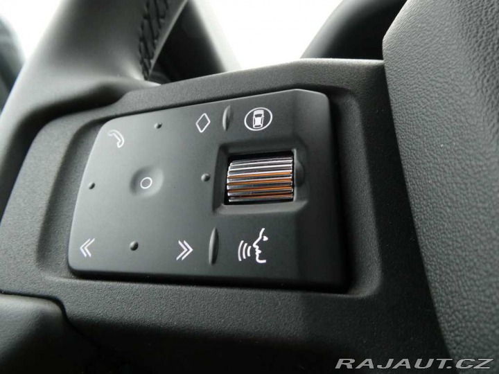 Land Rover Defender 110 3,0 TROPHY EDITION D3 2025