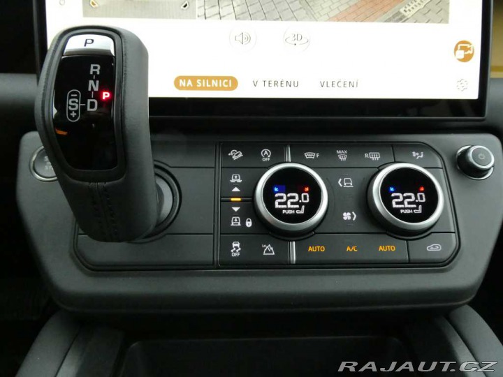 Land Rover Defender 110 3,0 TROPHY EDITION D3 2025