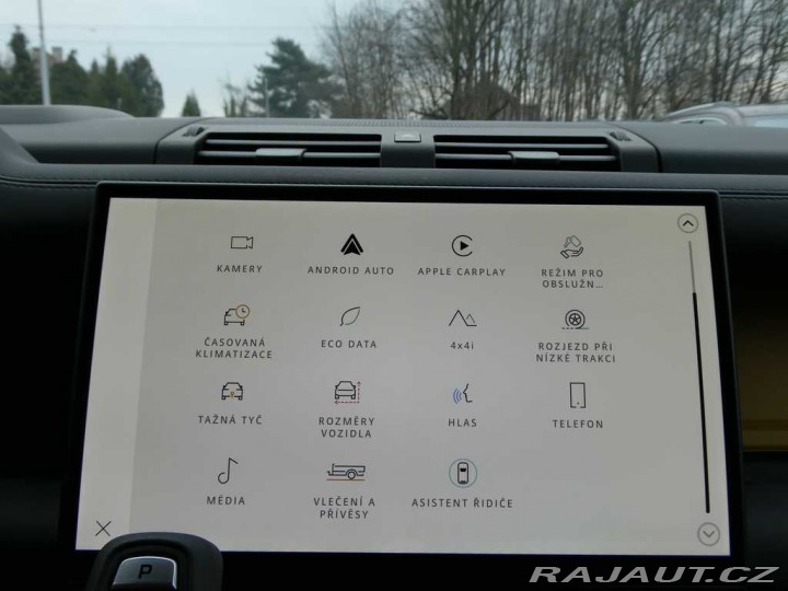 Land Rover Defender 110 3,0 TROPHY EDITION D3 2026