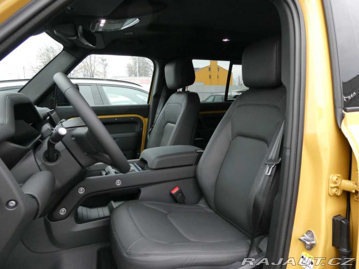 Land Rover Defender 110 3,0 TROPHY EDITION D3 2025