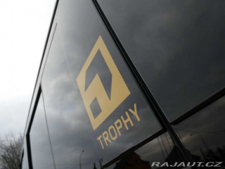 Land Rover Defender 110 3,0 TROPHY EDITION D3 2025