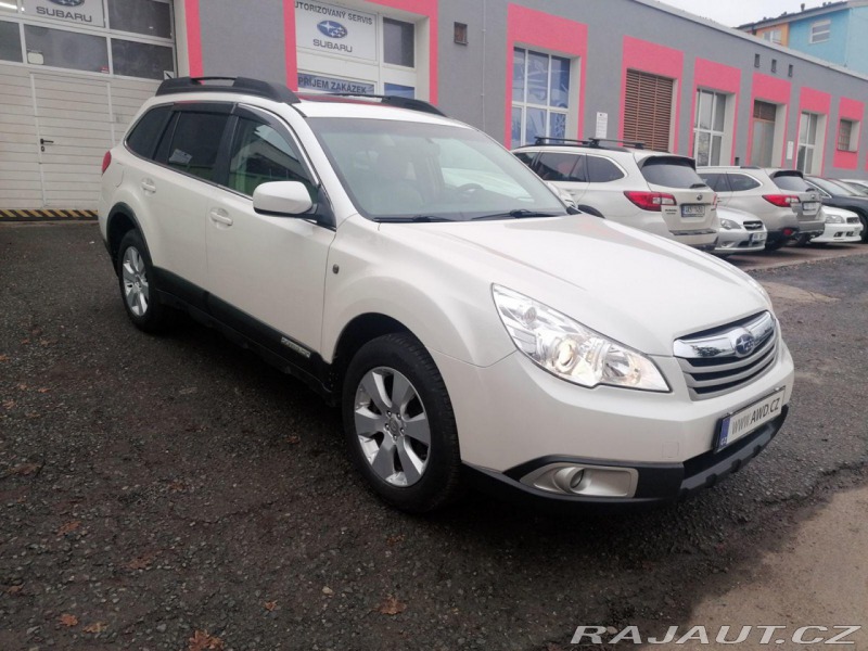 Subaru Outback 3.6R Comfort 5AT MY2011 U