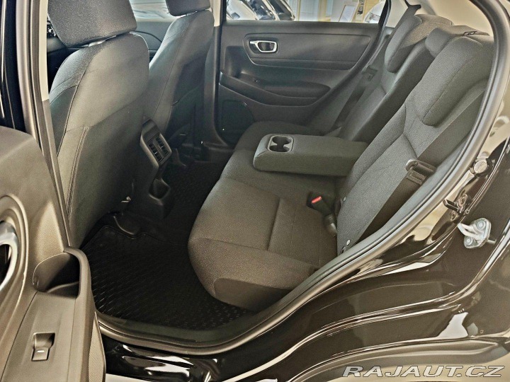 Honda HR-V 1.5 e:HEV Elegance+ZIMNÍ 2025