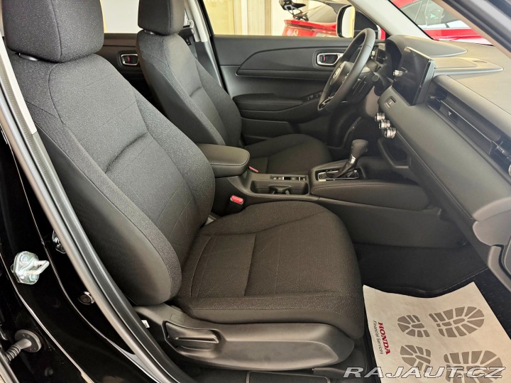 Honda HR-V 1.5 e:HEV Elegance+ZIMNÍ 2025