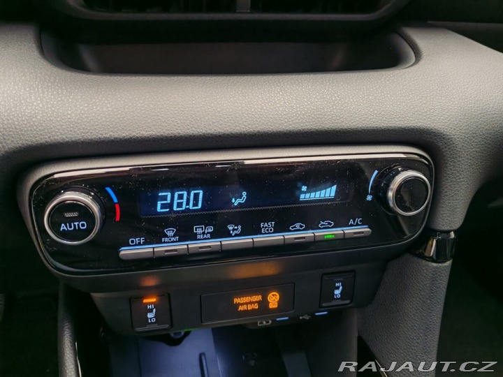 Toyota Yaris 1.5 Hybrid e-CVT Style 2024