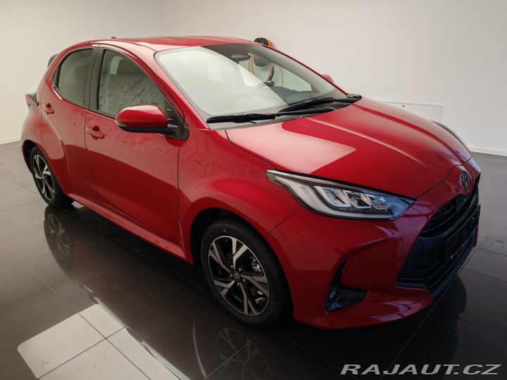 Toyota Yaris 1.5 Hybrid e-CVT Style 2024