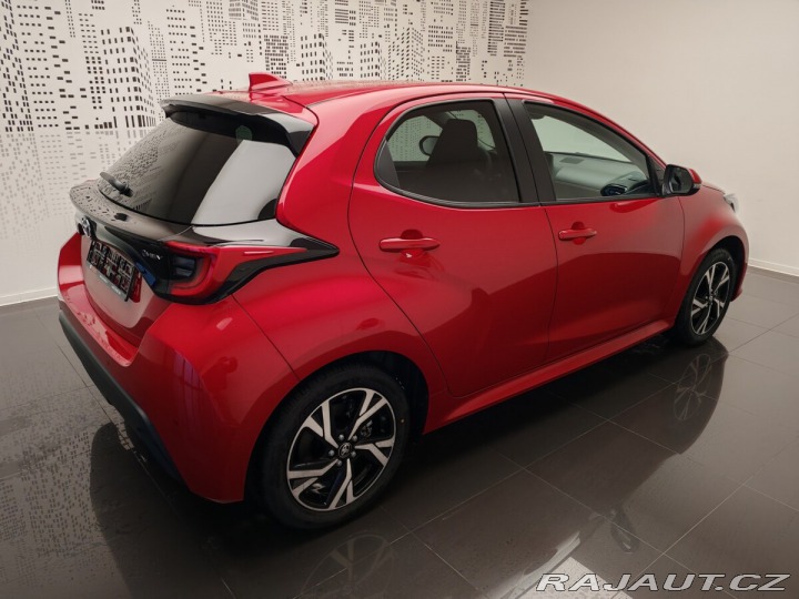 Toyota Yaris 1.5 Hybrid e-CVT Style 2024