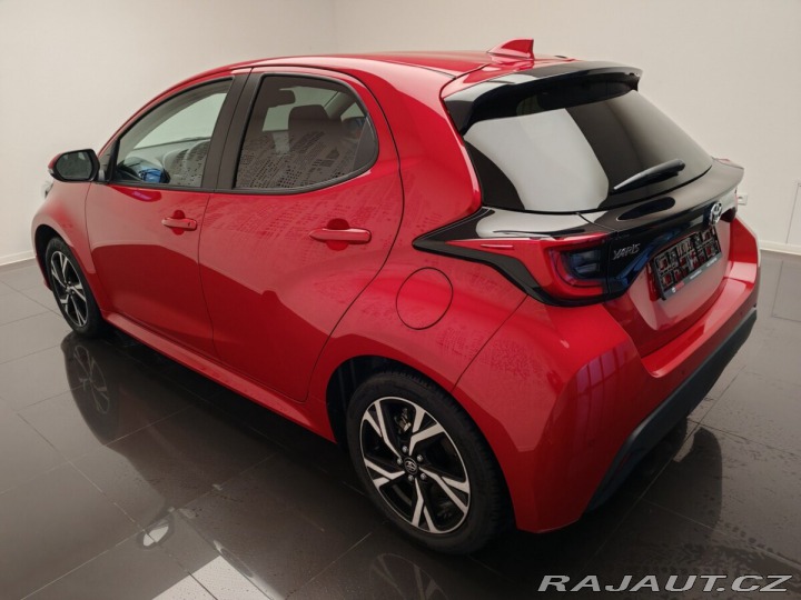 Toyota Yaris 1.5 Hybrid e-CVT Style 2024