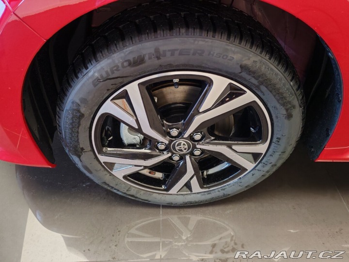 Toyota Yaris 1.5 Hybrid e-CVT Style 2024
