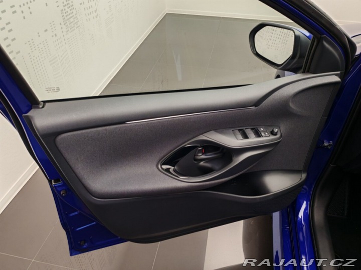 Toyota Yaris 1.5 Hybrid e-CVT Style 2024